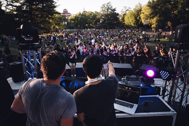 Dance Electronic Music in the 21st Century
