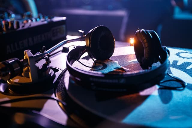 Dance Music in the 1980s